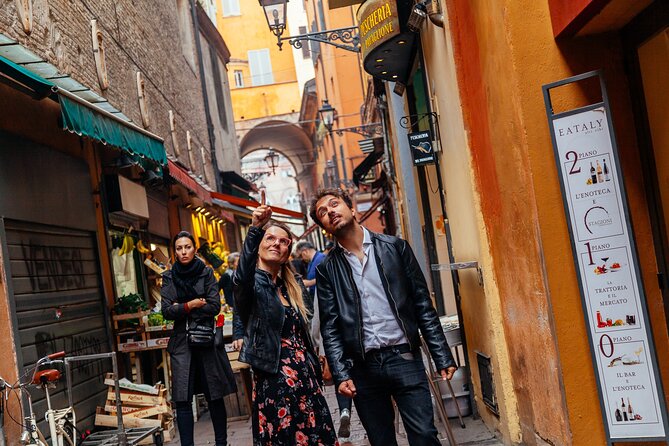 Highlights & Hidden Gems With Locals: Best of Bologna Private Tour - Glowing Reviews From Previous Guests