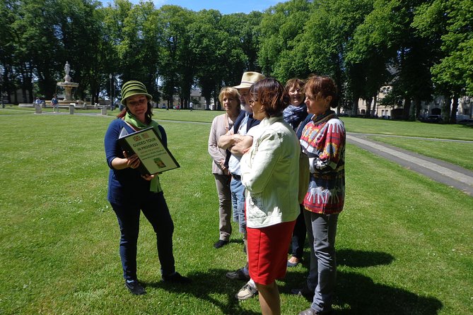 Historic Bayeux Daily Group City Tour in English 2 Hours (March-Sept) - Guided Commentary and Photos