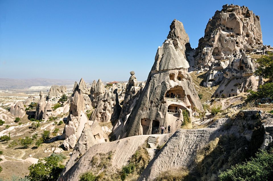 Historical Guided Red Day Tour - Fairy Chimneys and Zelve