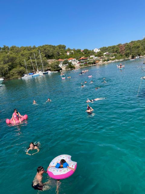 Hvar, Brač, and Pakleni Cruise With Lunch and Drinks - Customer Feedback