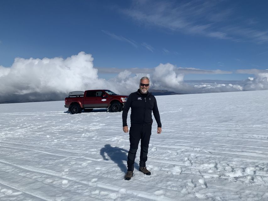 Iceland in a Nutshell, Private Super Jeep - Surtshellir Lava Cave