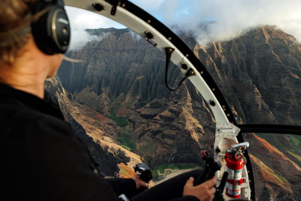 Kauai: Hughes 500 4-Passenger Doors-Off Helicopter Flight - Frequently Asked Questions