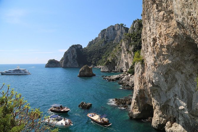 Li Galli Islands and Capri Small Group Boat Tour From Amalfi - Boat Tour Details