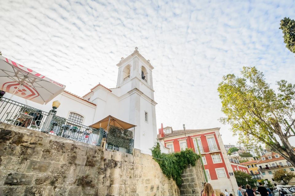 Lisbon: Best of City Private Walking Tour - Alfama Neighborhood