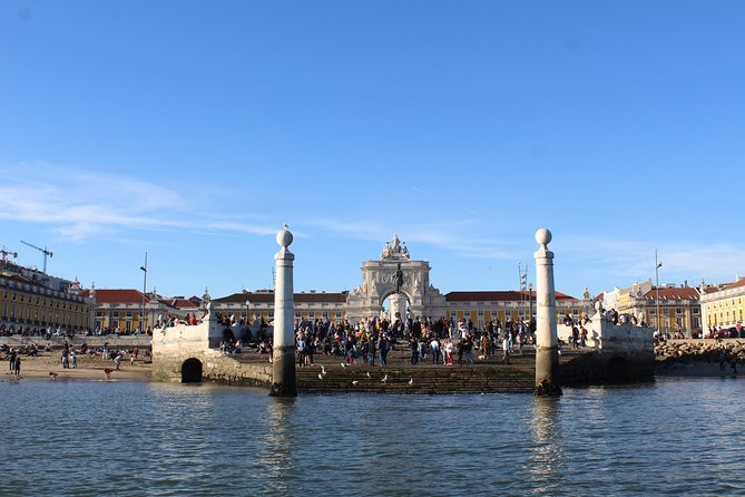 Lisbon Sunset or Daylight Speedboat Tour - Tour Duration and Schedule