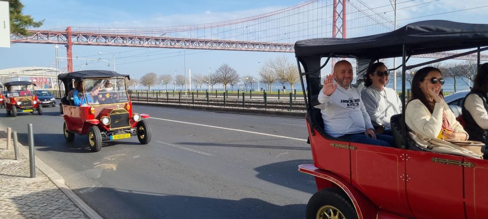 Lisbon: Tour on Board a Classic Tuk - Inclusions