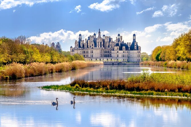 Loire Valley Castles Day Trip From Paris With Wine Tasting - Included Features