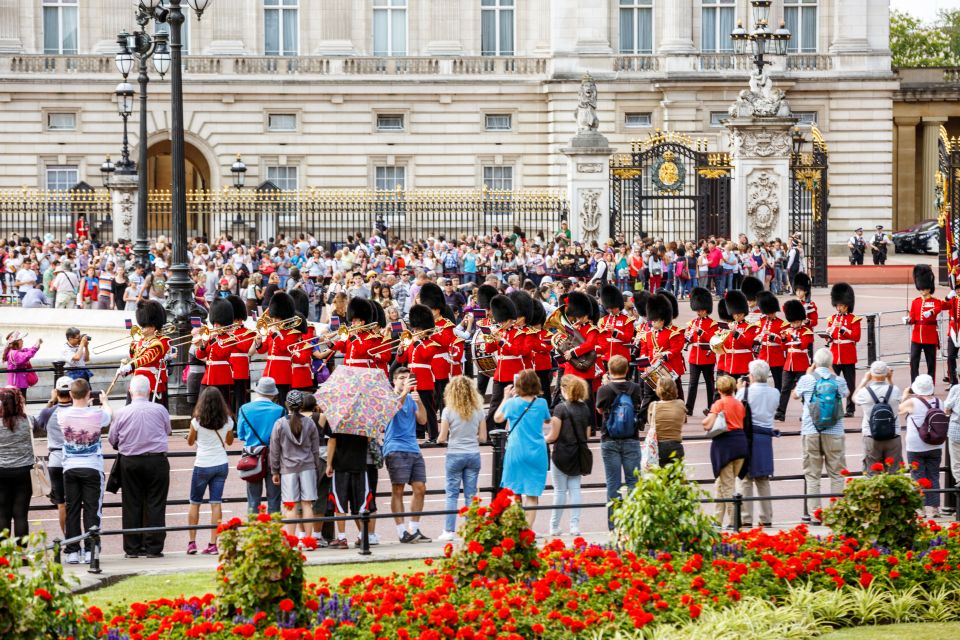 London: Classic Gold 3.5-Hour Bike Tour - Historic Landmarks and Attractions