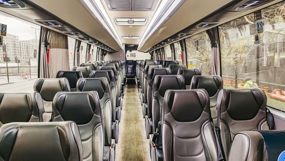 London: Stansted Airport From/To Central London Bus Transfer - Onboard Facilities and Entertainment