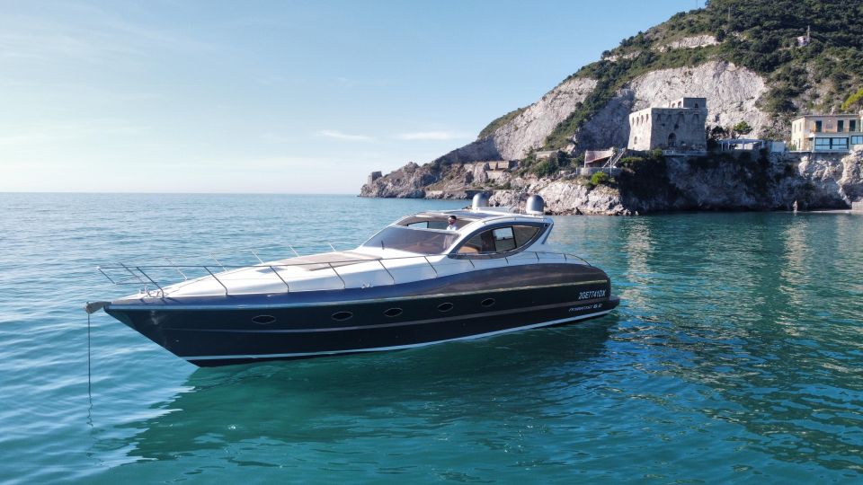 Luxury Yacht Capri Tour With Aperitif - Cancellation and Payment