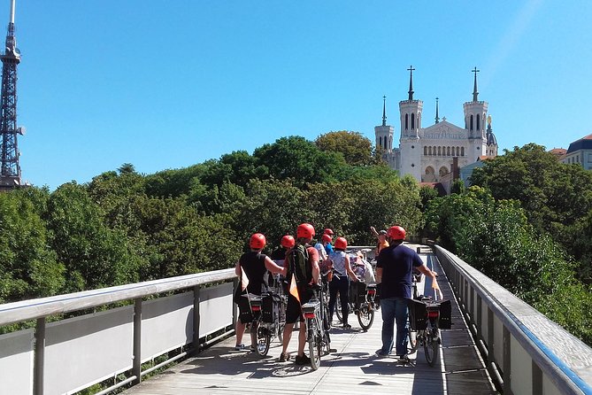 Lyon Electric Bike Tour Including Food Tasting With a Local Guide - Frequently Asked Questions
