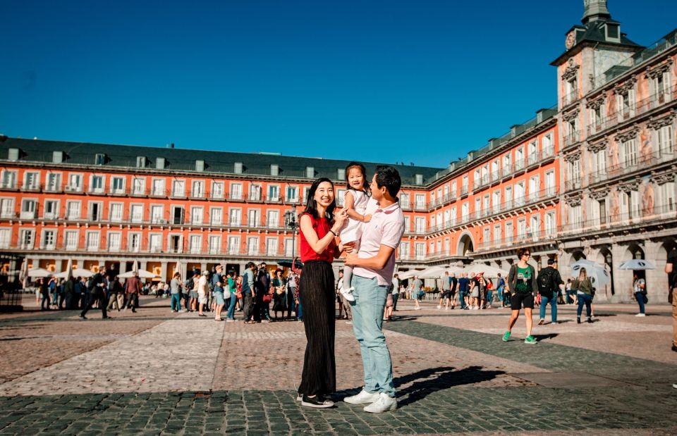 Madrid: Personal Travel and Vacation Photographer - Authentic Moments