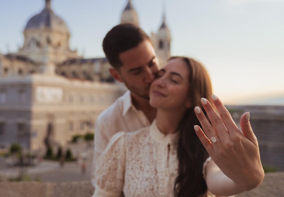 Madrid: Romantic Photoshoot for Couples - Frequently Asked Questions