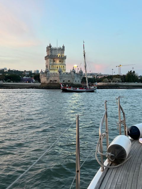 Magic Sunset in Lisbon - Meeting Point and Accessibility