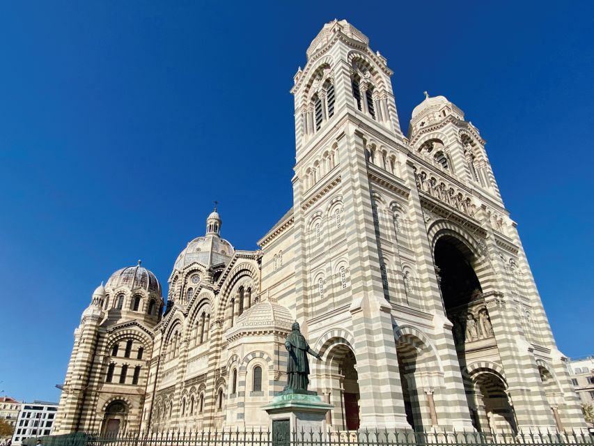 Marseille: Panier District Smartphone Audio Walking Tour - Accessibility and Preparation