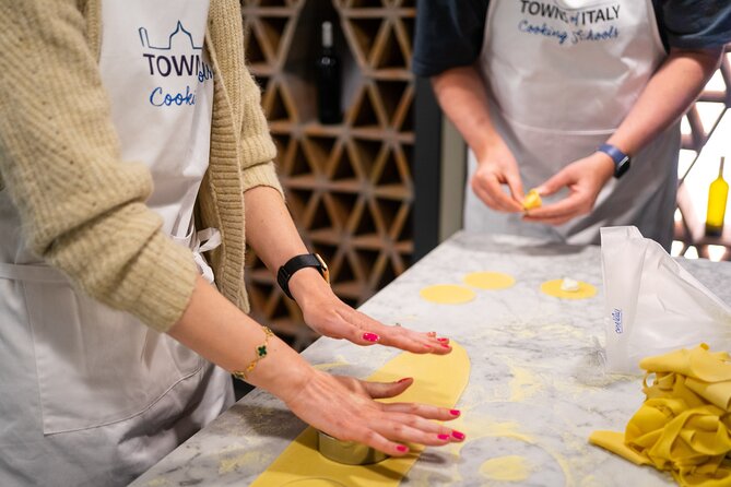 Milan Culinary Experience: Pasta & Gelato Mastery Cooking Class - Gelato Making Demonstration