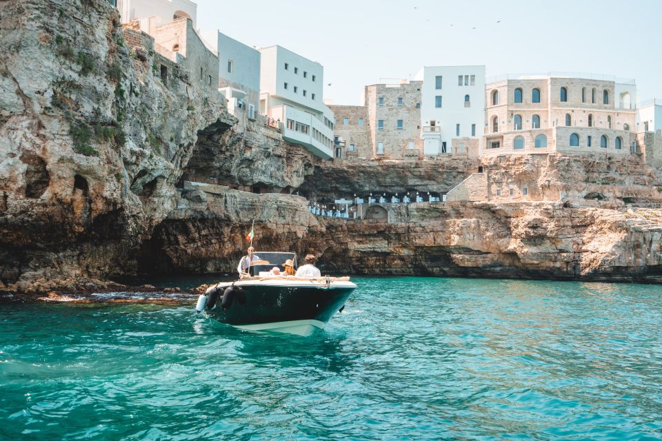 Monopoli: Private Sightseeing Speedboat Tour With Champagne - Tour Duration and Inclusions