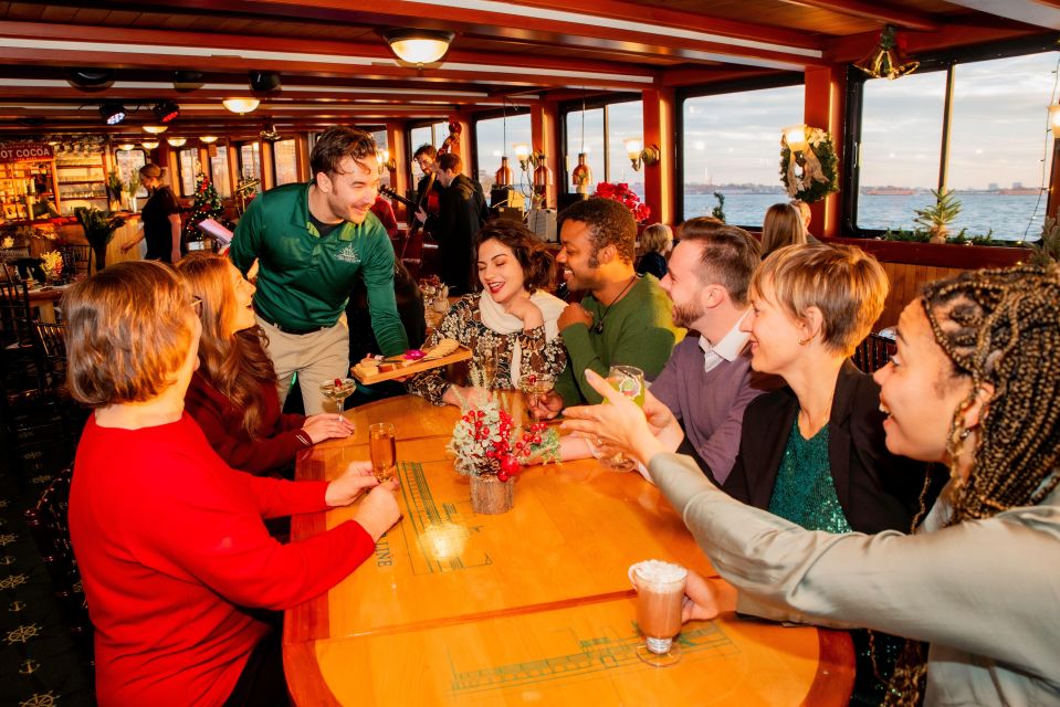 New York City: Holiday Jazz Classic Motor Yacht Cruise - Customer Ratings and Reviews