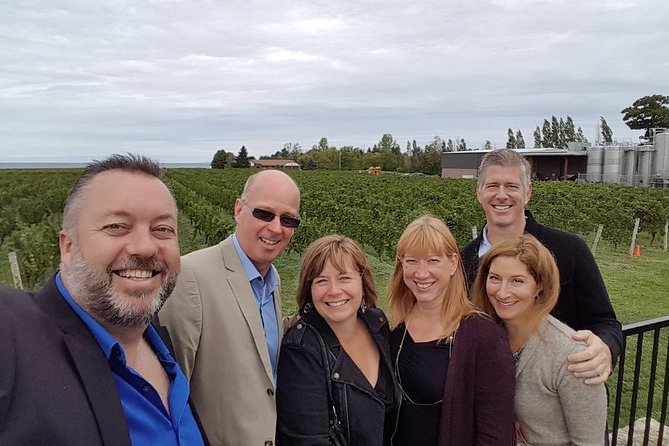 Niagara-On-The-Lake Small Group Wine Tour With Picnic Lunch - Highlights of the Experience