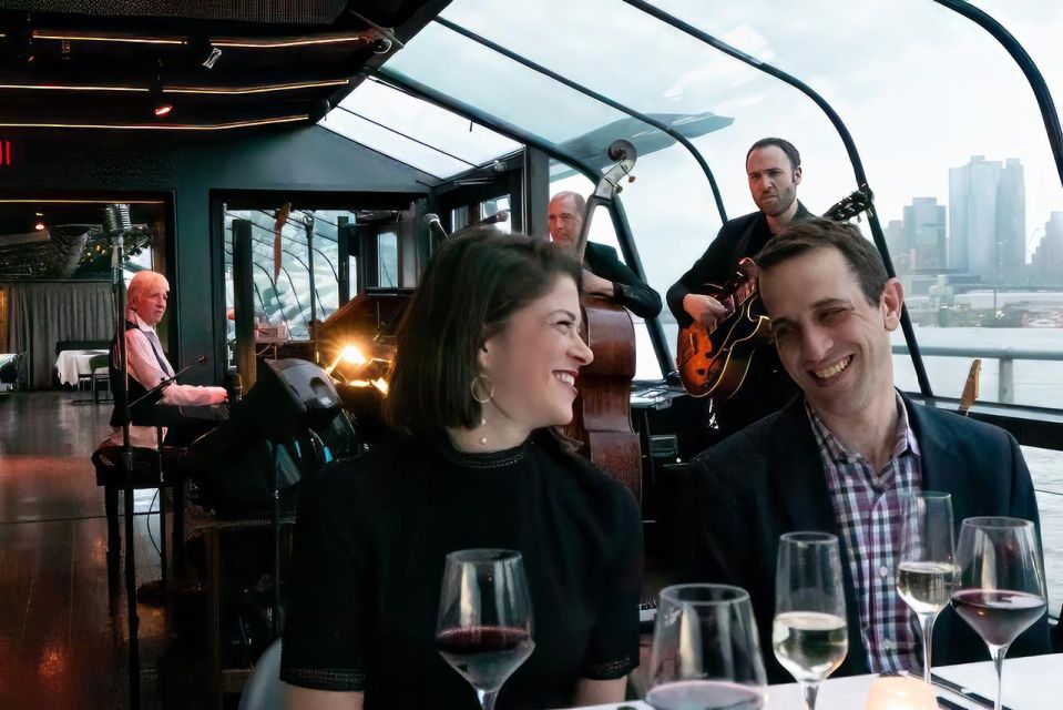 Nyc: New Years Eve Harbor Cruise With Gourmet Lunch - Dining Experience