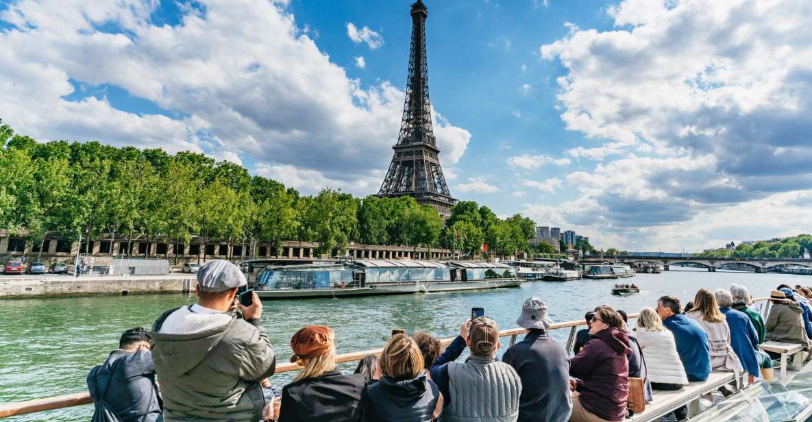 Paris: 1-Hour River Seine Cruise With Audio Commentary - Trip Duration and Frequency