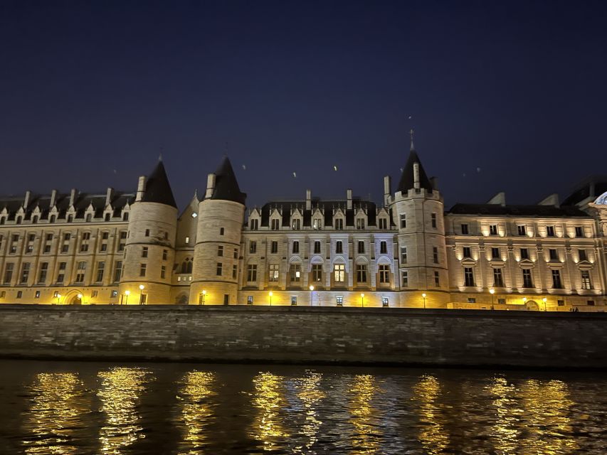 Paris: Seine River Private Cruise - Booking and Reservations