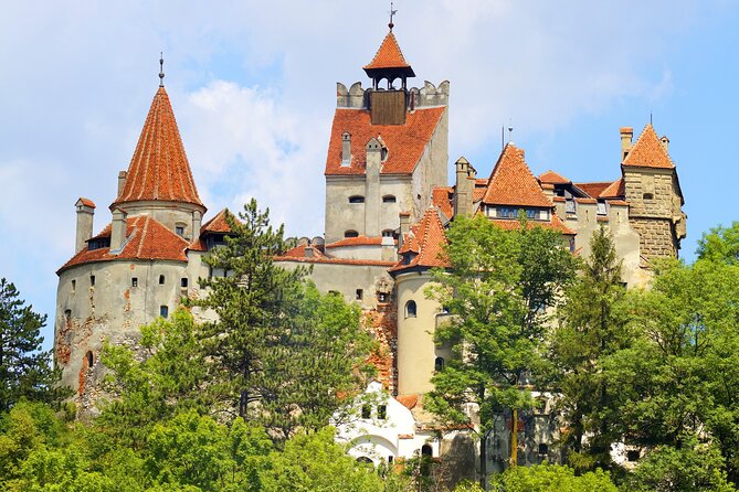 Peles Castle, Dracula Castle and Brasov Old Town - Private Tour From Bucharest - Brasov Old Town