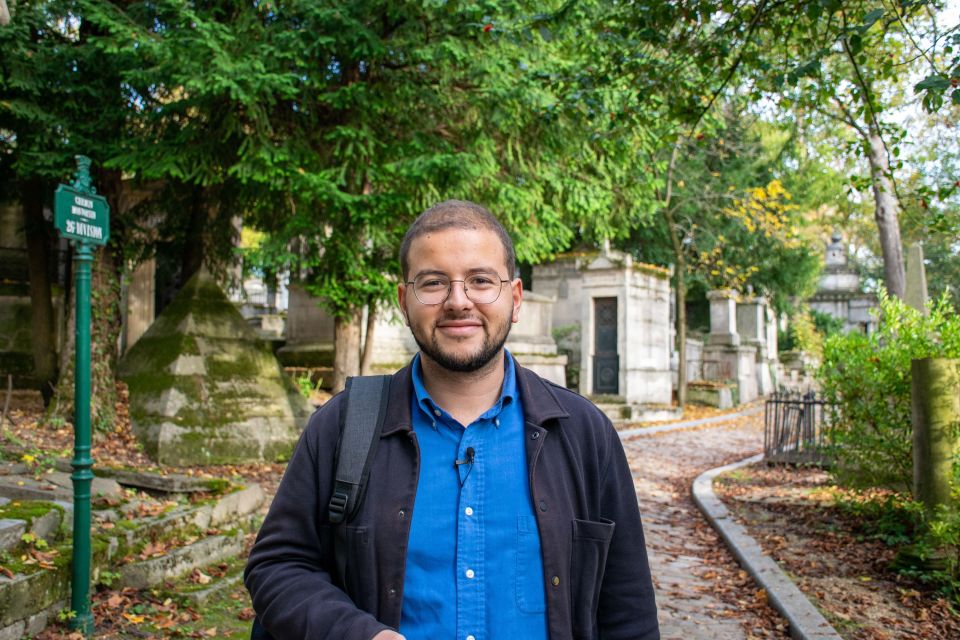 Pere Lachaise Cemetery: A Stroll Through Immortal History - Inclusions and Offerings