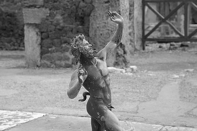 Pompeii Guided Tour From Positano Small Group - Booking and Cancellation