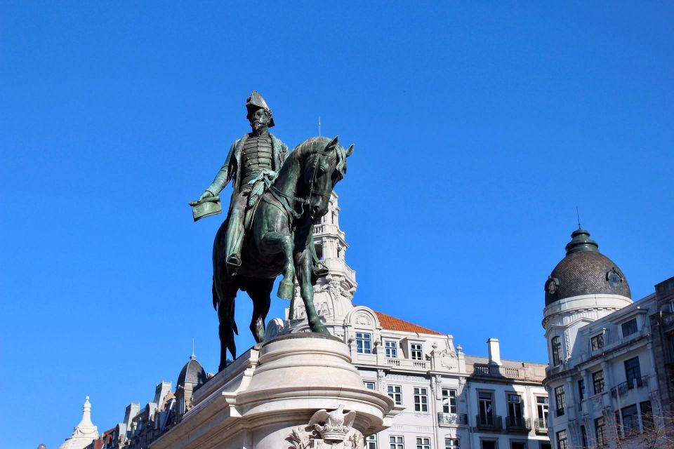 Porto: Historic City Center Walking Tour - Finish Location: Avenida Dos Aliados