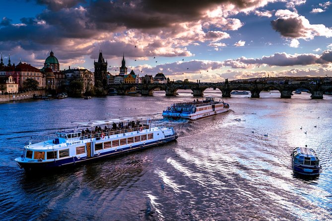 Prague Boats 1-hour Cruise - Boarding and Meeting Point