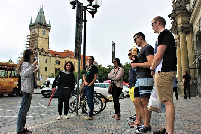 Prague Old Town, Medieval Underground and Dungeon Historical Tour - Traveler Reviews and Accolades