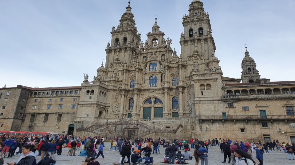 Premium Porto Santiago Compostela Tour, Lunch & Wine Tasting - Recap