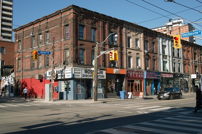 Private Food Tour in Old Toronto With St Lawrence Market - Licensed Tour Guide - Pricing and Guarantee