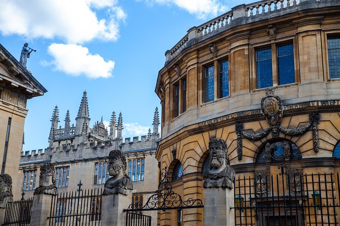 Private Oxford Walking Tour With University Alumni Guide - Tailored to Your Interests