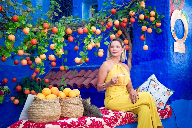 Private Photoshoot With a Local Photographer in Chefchaouen - Engaging Personality and Local Insights