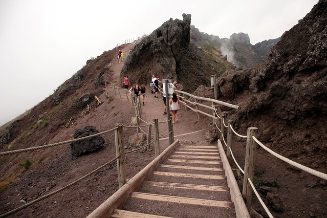 Private Tour of Pompeii, Herculaneum and Vesuvius From Naples - Cancellation Policy and Pricing Details