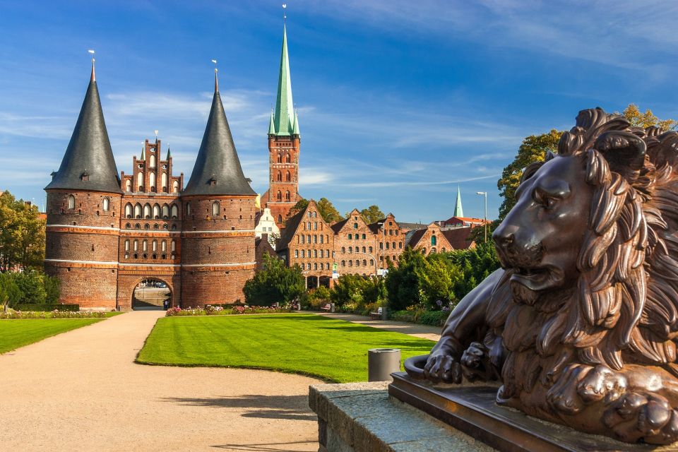 Private Tour of the Holstentor Museum and Historic Lubeck - Important Visitor Information