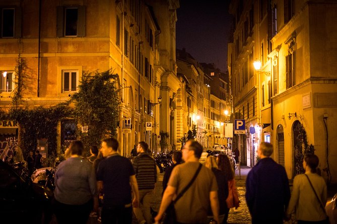 Rome by Night Walking Tour - Legends & Criminal Stories - Tour Itinerary and Key Stops