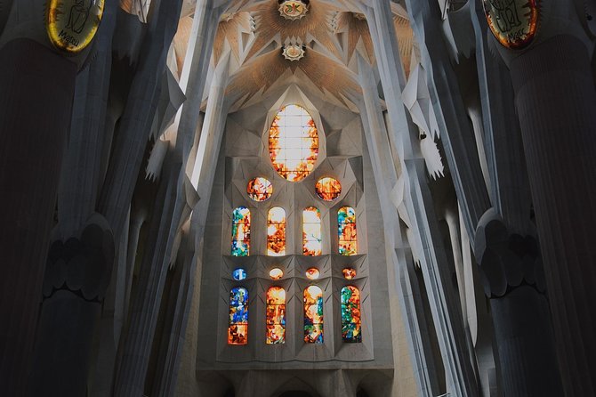 Sagrada Familia: Skip the Line Guided Tour - Architectural Highlights