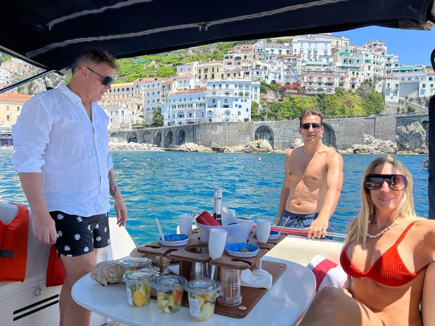 Salerno/Sorrento: Capri Boat Tour With City Visit and Snacks - Flexible Itinerary