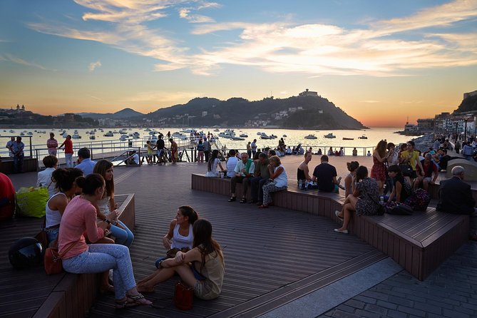 San Sebastian Walking Tour With Pintxos and Drink - Tour Logistics