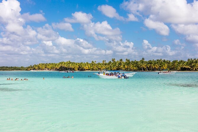 Saona Island Cruise & Private Beach - Dining Experiences