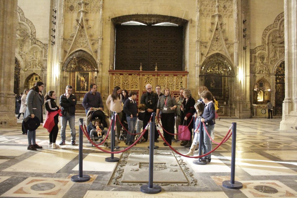 Seville: Guided Sightseeing Day Tour - Sevilles Real Alcazar