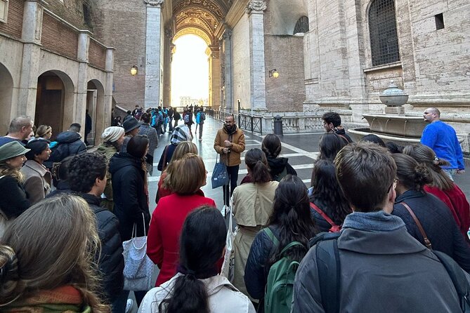 Small Group Saint Peter Basilica Walking Tour - Tour Experience