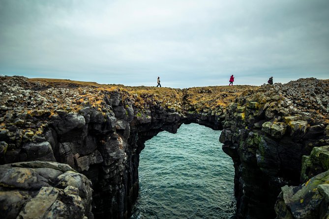 Small-Group Snaefellsnes, Mt. Kirkjufell & Black Sand Beach Tour From Reykjavik - Group Size and Travelers