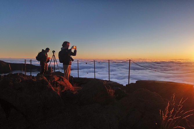 Sunrise Guided Hike PR1 Pico Do Areeiro Pico Ruivo Small Group - Group Size and Fitness