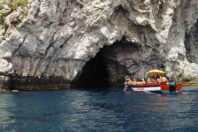 Taormina and Isola Bella Day Tour Including Boat Tour - Boat Tour to Isola Bella