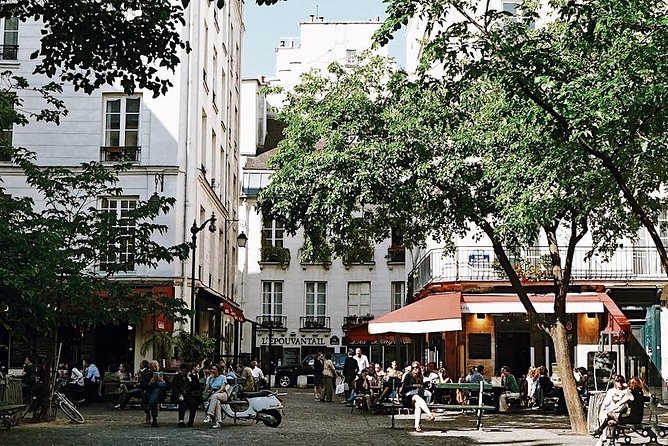 The Marais District & Jewish Quarter - Exclusive Guided Walking Tour - Accessibility and Mobility