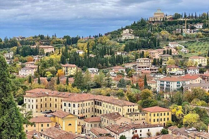 Tour to Discover the Unique History of Verona, the City of Art - Juliets House Visit